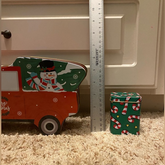 Xmas Tin Cans. Bundle of 3. Like New. - Picture 6 of 8